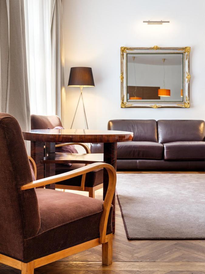 Tyzenhauz Apartments Krowoderska Street クラクフ エクステリア 写真