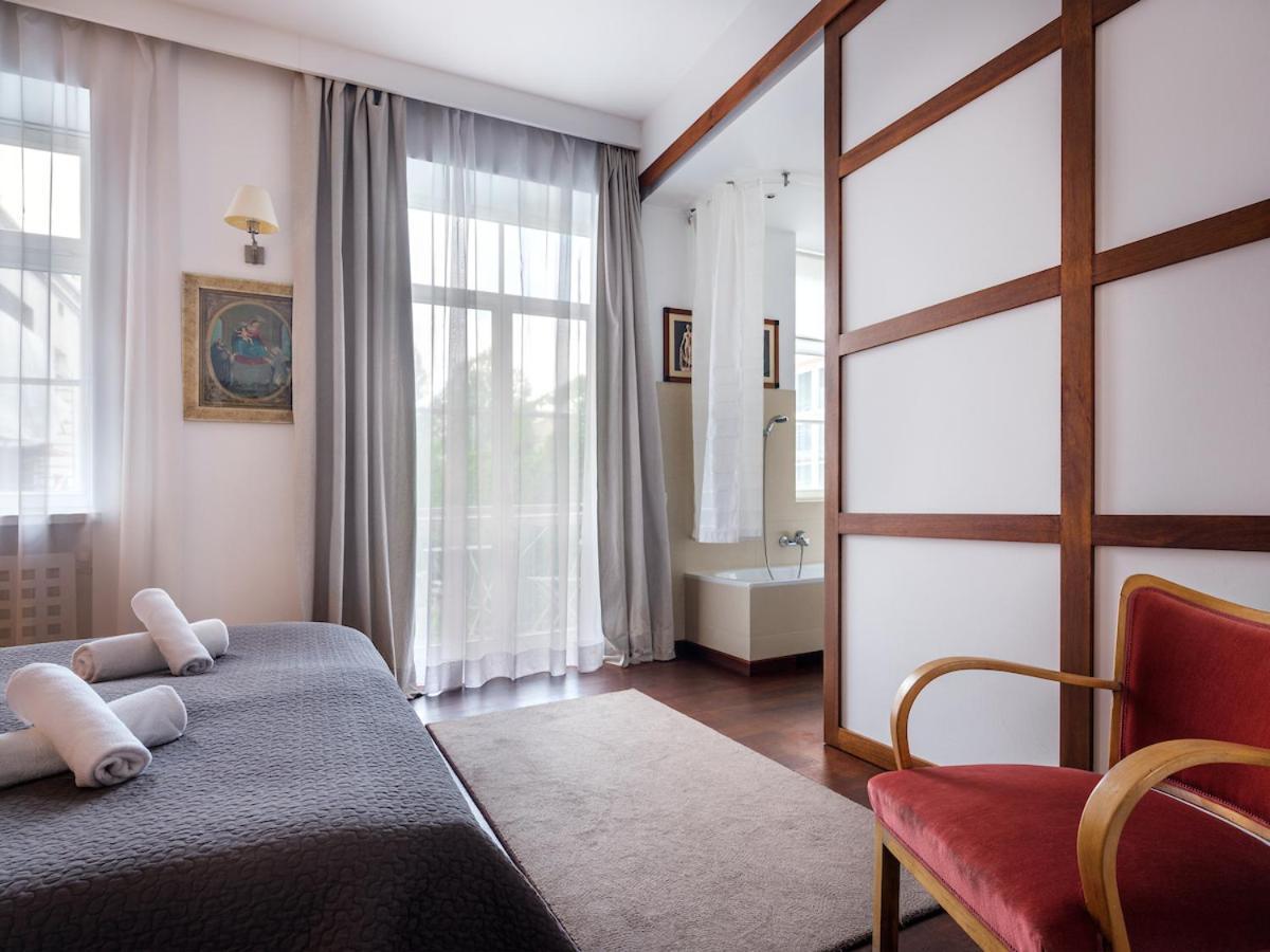 Tyzenhauz Apartments Krowoderska Street クラクフ エクステリア 写真
