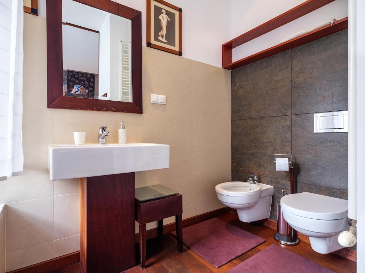 Tyzenhauz Apartments Krowoderska Street クラクフ エクステリア 写真