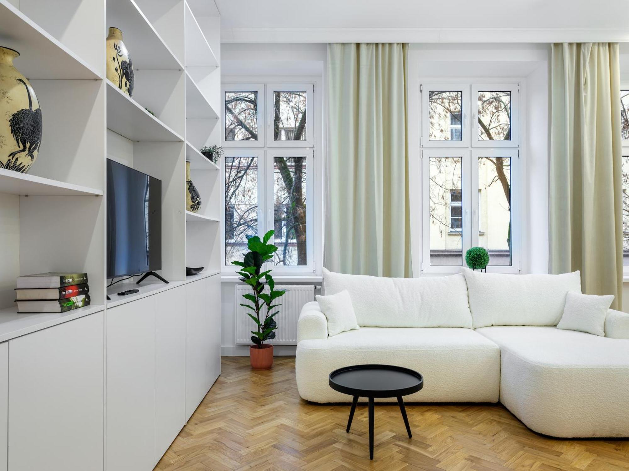 Tyzenhauz Apartments Krowoderska Street クラクフ エクステリア 写真