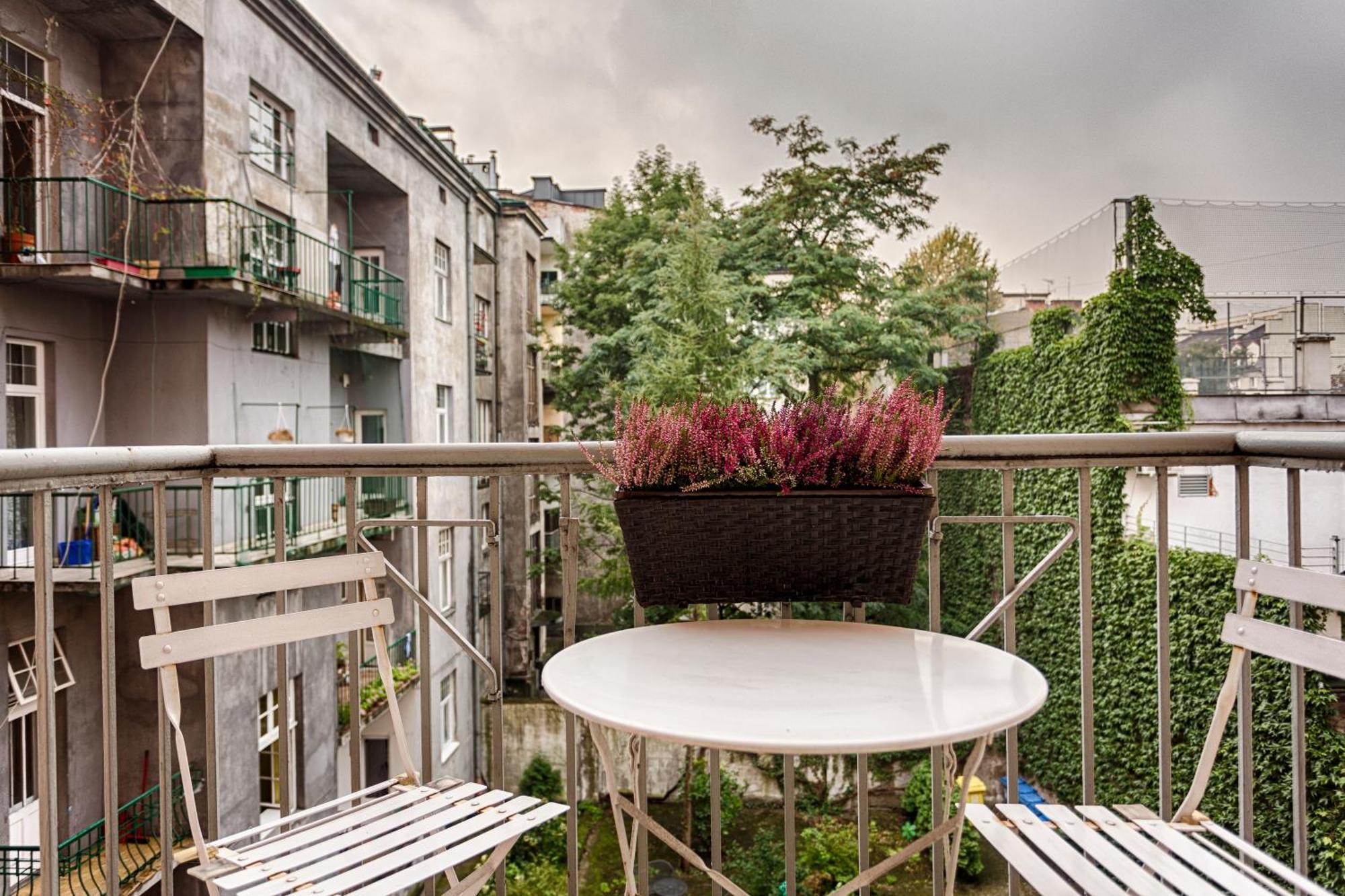 Tyzenhauz Apartments Krowoderska Street クラクフ エクステリア 写真